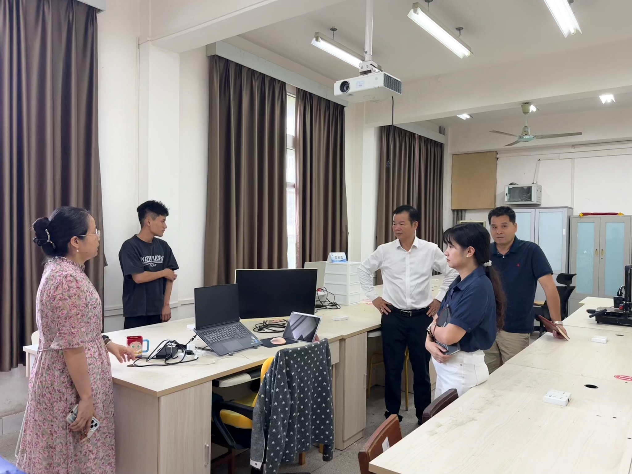 学科动态丨公司开展新学期实验室安全专项检查工作